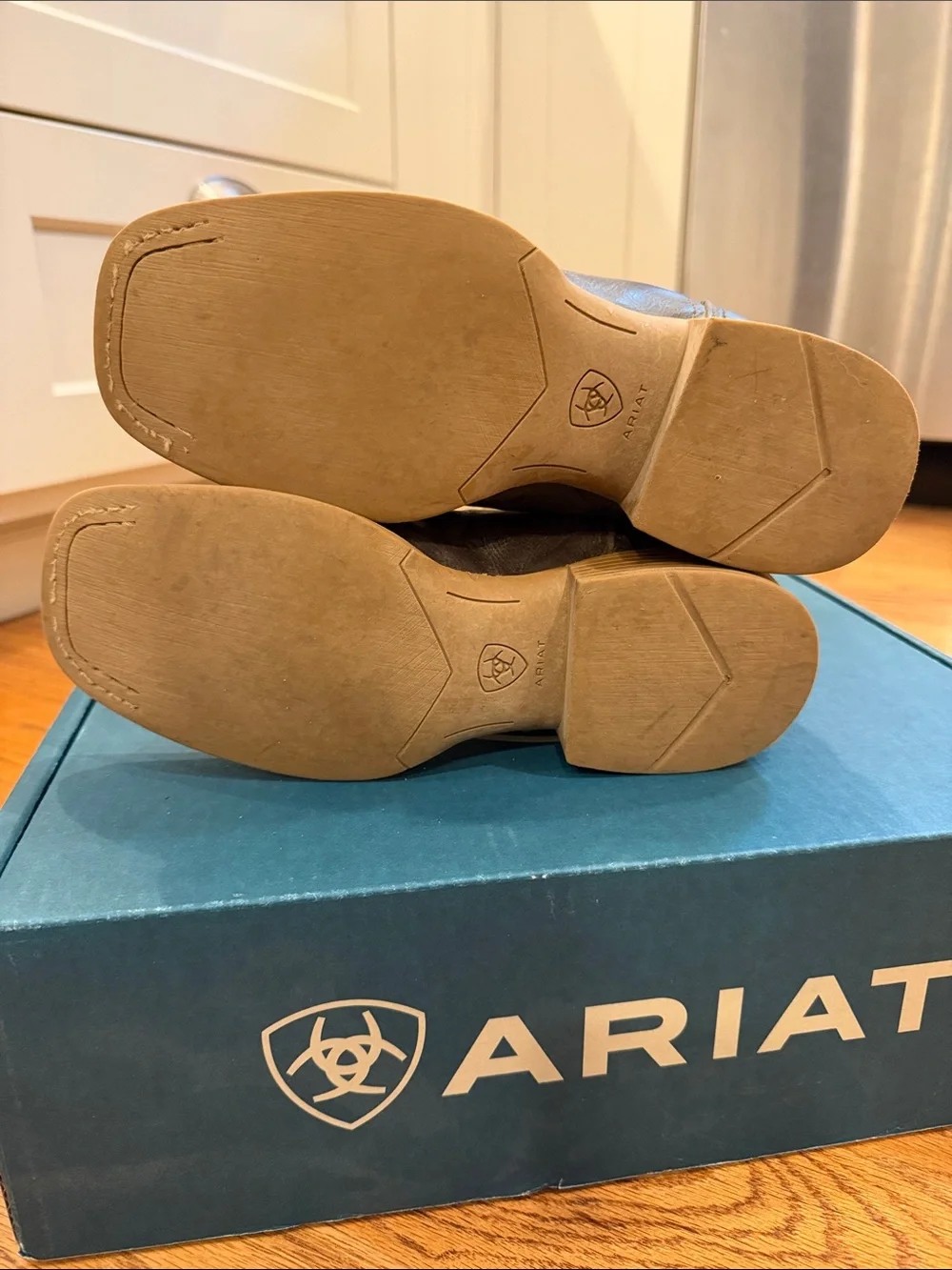 ARIAT Kids Brumby Western Boots - size 4